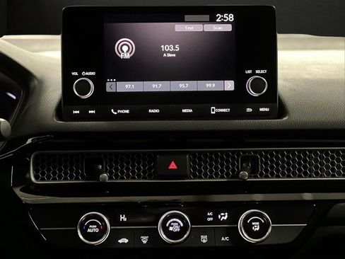 Used 2024 Honda Civic Sport image 28