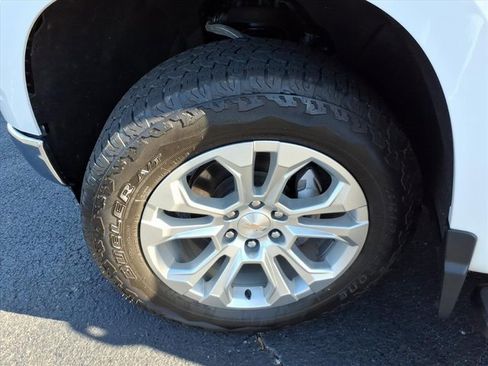 Used 2024 Chevrolet Silverado 1500 LTZ w/ Z71 Off-Road Package image 22