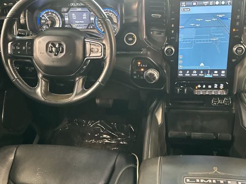 Used 2022 RAM 1500 Limited AWD/4WD image 15
