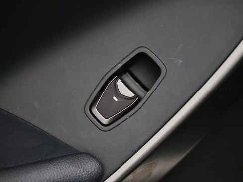 Used 2018 Hyundai Santa Fe Sport image 22