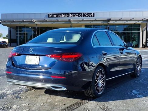 Used 2023 Mercedes-Benz C 300 4MATIC Sedan image 5