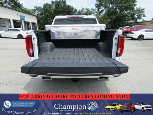 Used 2025 GMC Sierra 1500 Denali w/ Denali Reserve Package AWD/4WD image 6