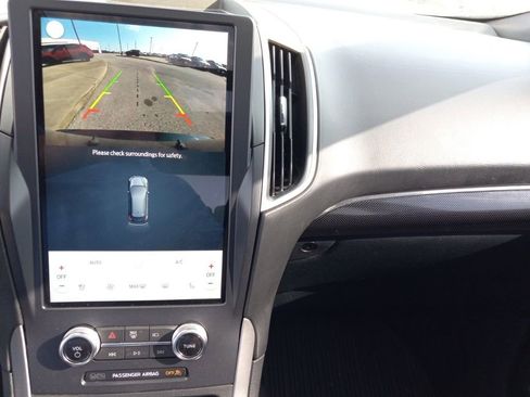 Used 2021 Ford Edge ST-Line w/ Cold Weather Package image 34