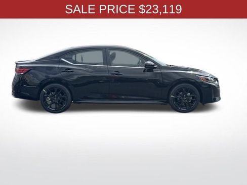 New 2025 Nissan Sentra SR image 19