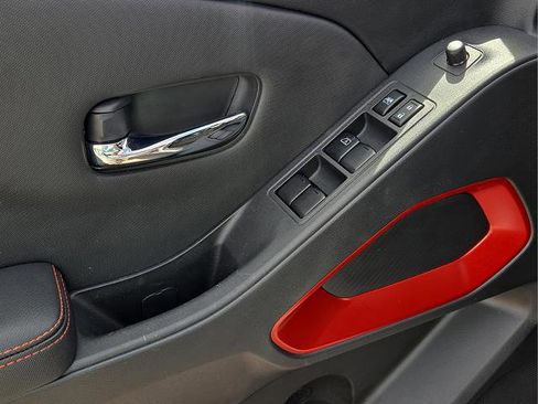 Used 2024 Nissan Frontier Pro-X image 22