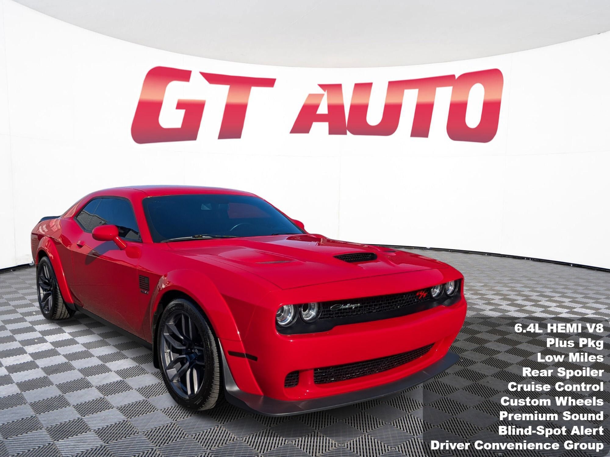 Used 2021 Dodge Challenger R/T Scat Pack RWD image 1