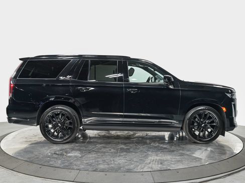 Used 2024 Cadillac Escalade Sport Platinum w/ LPO, ONYX Package AWD/4WD image 8