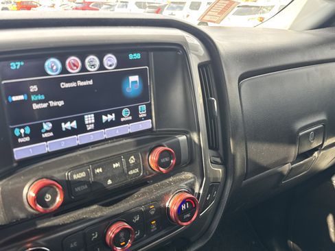 Used 2018 Chevrolet Silverado 1500 LT w/ Redline Edition image 22