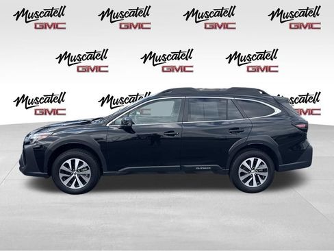 Used 2023 Subaru Outback Premium AWD/4WD image 7
