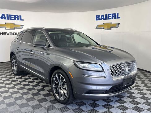 Used 2022 Lincoln Nautilus Reserve AWD/4WD image 7