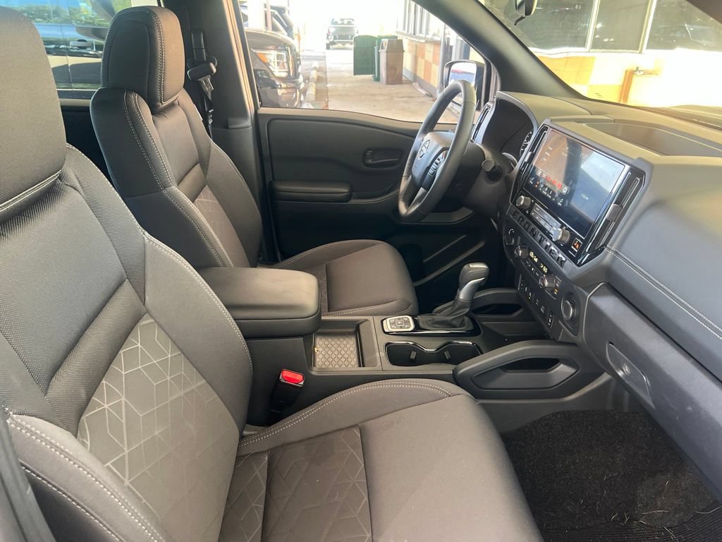 Certified 2026 Nissan Frontier SV w/ SV Convenience Package AWD/4WD image 18