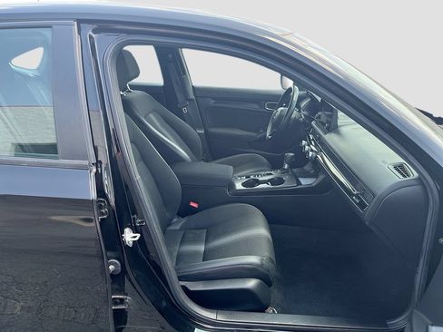 Used 2025 Honda Civic Sport image 26