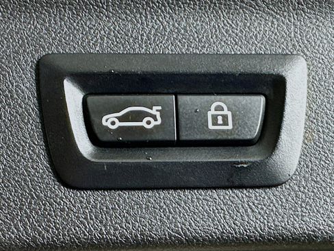 Used 2018 BMW X3 xDrive30i image 32