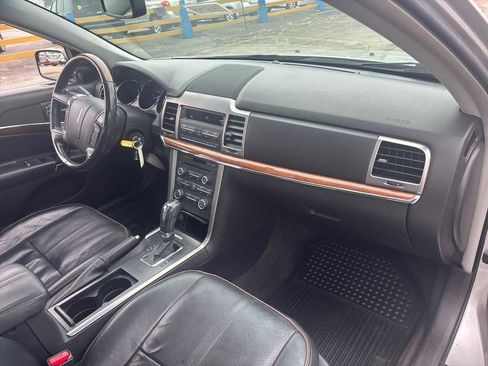 Used 2012 Lincoln MKZ AWD image 33