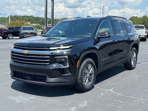 New 2026 Chevrolet Traverse LT w/ Driver Confidence Package image 6