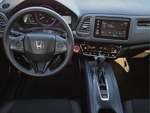 Used 2021 Honda HR-V EX image 11
