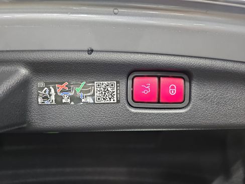 New 2026 Mercedes-Benz C 300 Sedan image 14