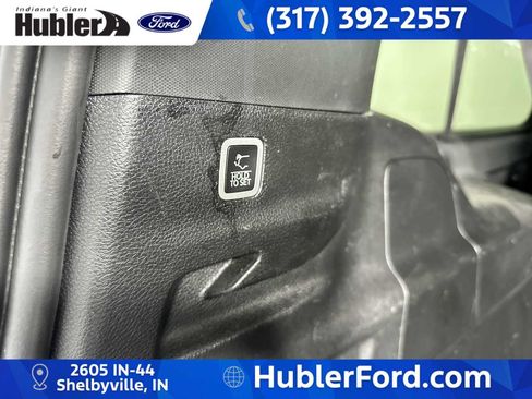 Used 2023 Jeep Wagoneer L Series II AWD/4WD image 30