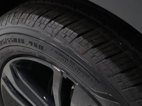 Used 2025 Chevrolet Trax ACTIV w/ Sunroof Package image 19