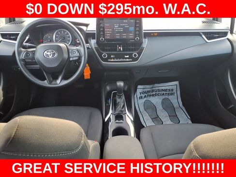 Used 2021 Toyota Corolla LE image 22