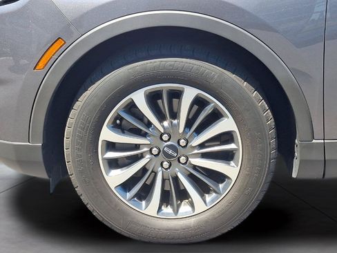 Used 2021 Lincoln Nautilus AWD w/ Equipment Group 101A image 28