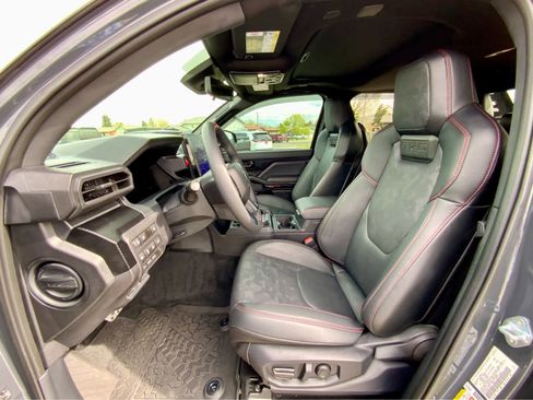 Used 2024 Toyota Tacoma TRD Pro AWD/4WD image 23