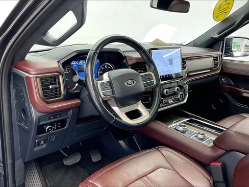Used 2023 Ford Expedition Max Limited AWD/4WD image 14