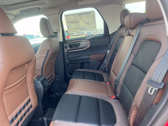 New 2026 Ford Bronco Sport Outer Banks w/ Sasquatch Outer Banks Package AWD/4WD image 5