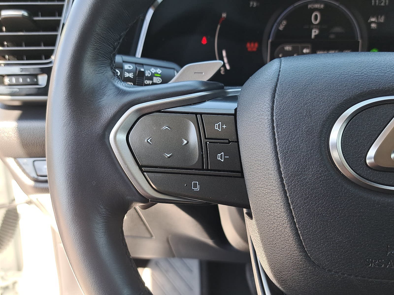 Used 2026 Lexus NX 350h AWD w/ Accessory Package (2T) image 18