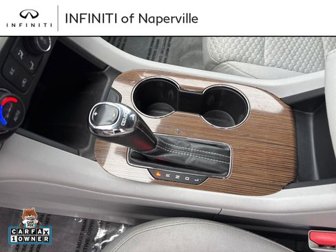 Used 2017 GMC Acadia SLE image 24