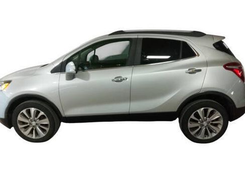 Used 2017 Buick Encore Preferred AWD/4WD image 2