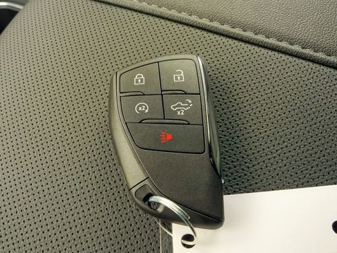 New 2026 GMC Sierra 3500 SLT w/ SLT Premium Package image 23