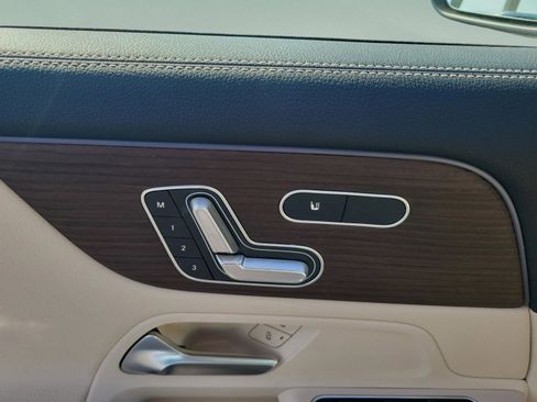 Certified 2026 Mercedes-Benz GLA 250 image 12