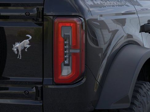 New 2025 Ford Bronco Badlands w/ Sasquatch Package AWD/4WD image 27