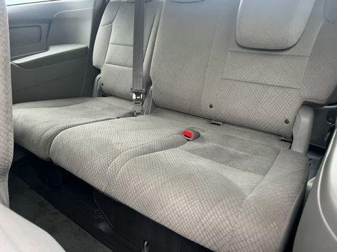 Used 2017 Honda Odyssey SE image 16