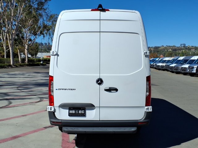 New 2025 Mercedes-Benz eSprinter 170 Cargo image 20