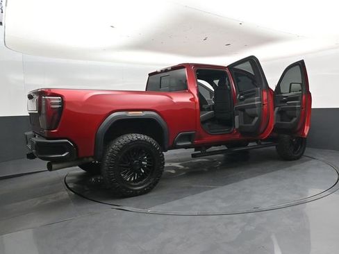 Used 2025 GMC Sierra 2500 AT4X AWD/4WD image 45