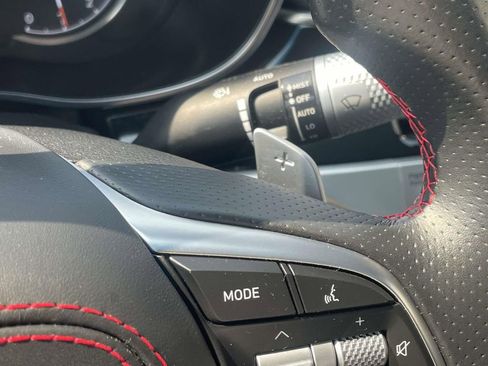 Used 2025 Genesis G70 3.3T Advanced w/ Sport Prestige Package RWD image 11