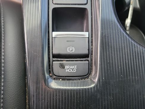Used 2024 Honda Civic Sport image 28