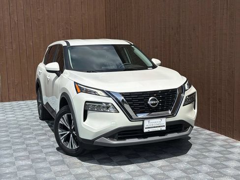 Used 2023 Nissan Rogue SV FWD image 9