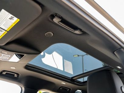 New 2026 Land Rover Defender 110 X-Dynamic SE