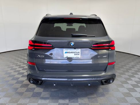 New 2026 BMW X5 sDrive40i image 10