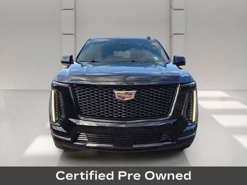Certified 2025 Cadillac Escalade Sport Platinum AWD/4WD image 8