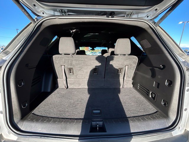 Used 2022 Chevrolet Traverse LT AWD/4WD image 45