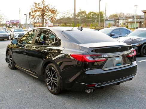 Used 2025 Toyota Camry XSE image 9