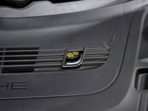 Used 2019 Porsche 718 Cayman GTS image 38