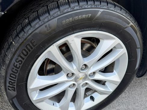 Used 2016 Chevrolet Malibu LT FWD image 34