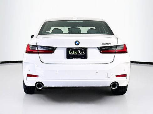 Used 2025 BMW 330i Sedan image 7