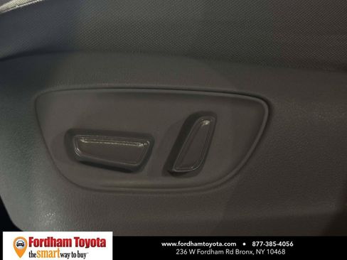 Certified 2024 Toyota Highlander LE AWD/4WD image 17