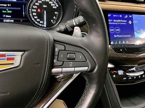 Used 2024 Cadillac XT6 Sport image 25